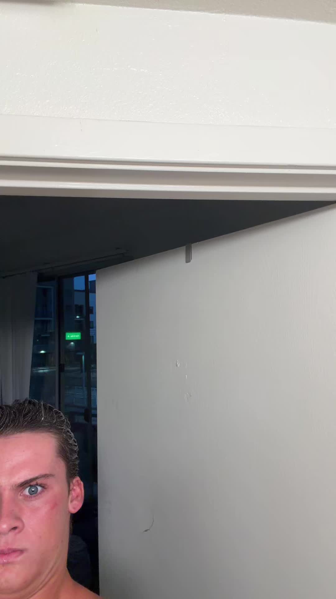 @sky
