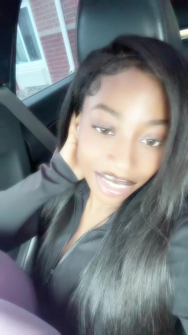 @LaysiaMarie🍭