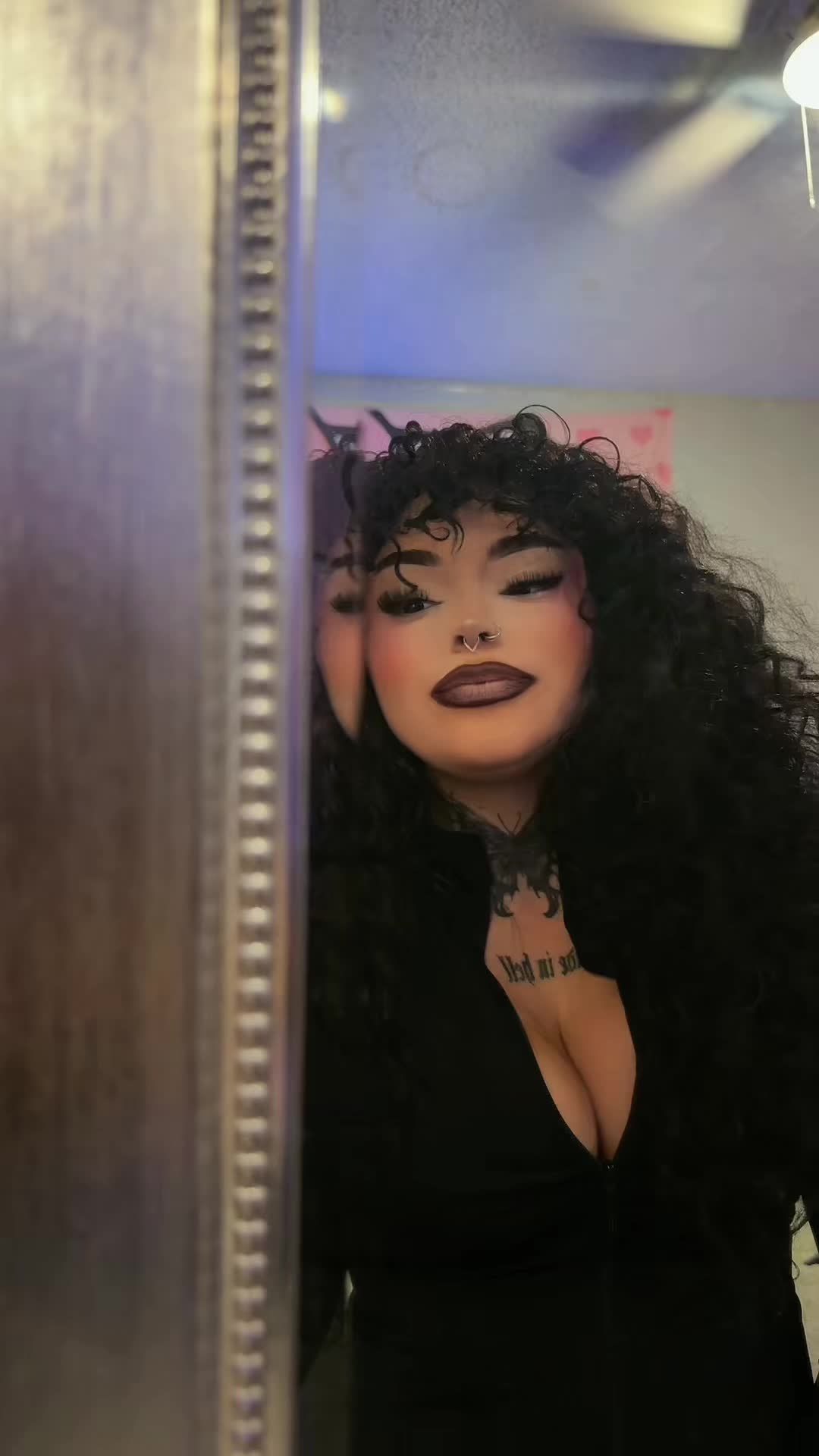 @𝓒𝓱𝓪𝓻𝓵𝓲𝓮🖤🕷️