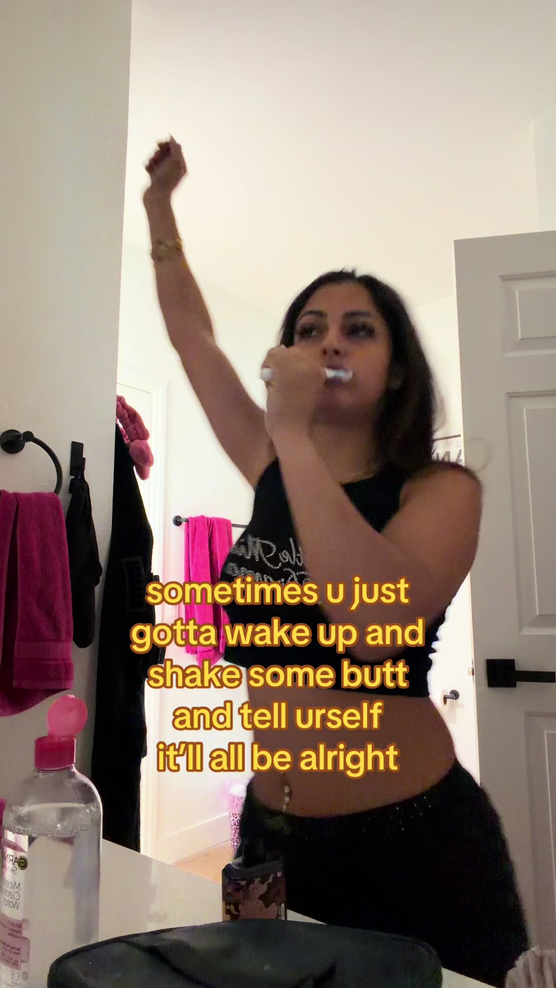 @shitdiculous