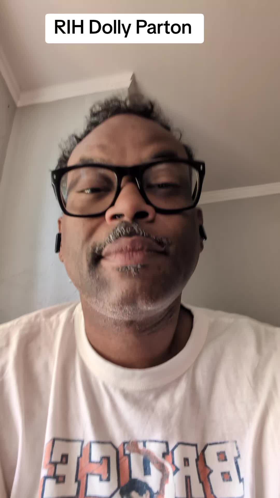@Jowahorncomedy