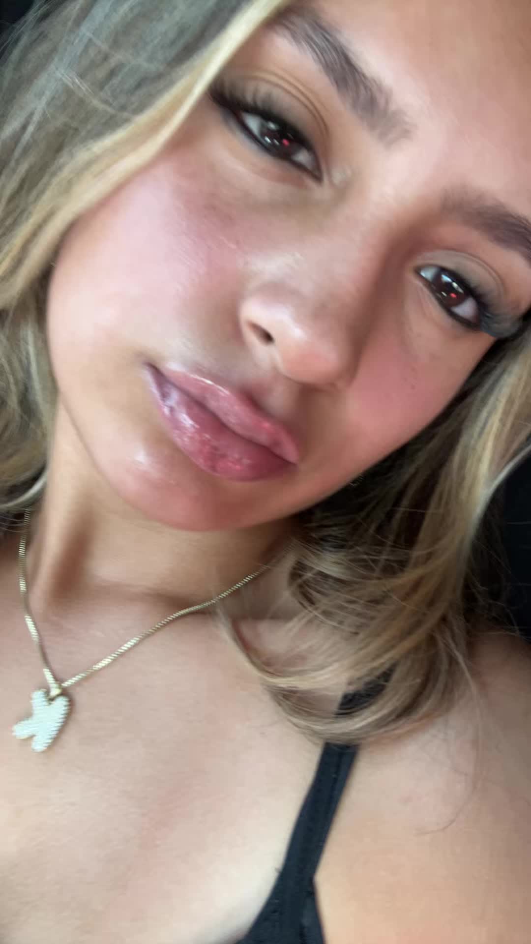 @Kiki