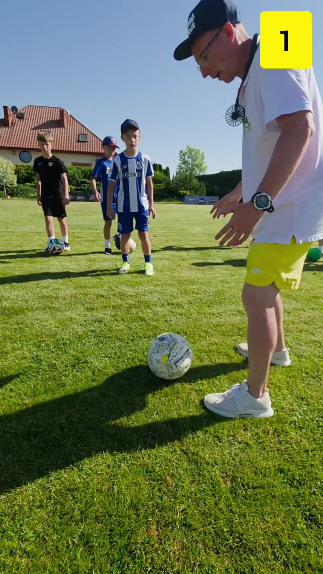 @Trener Dryblingu Piłkarskiego