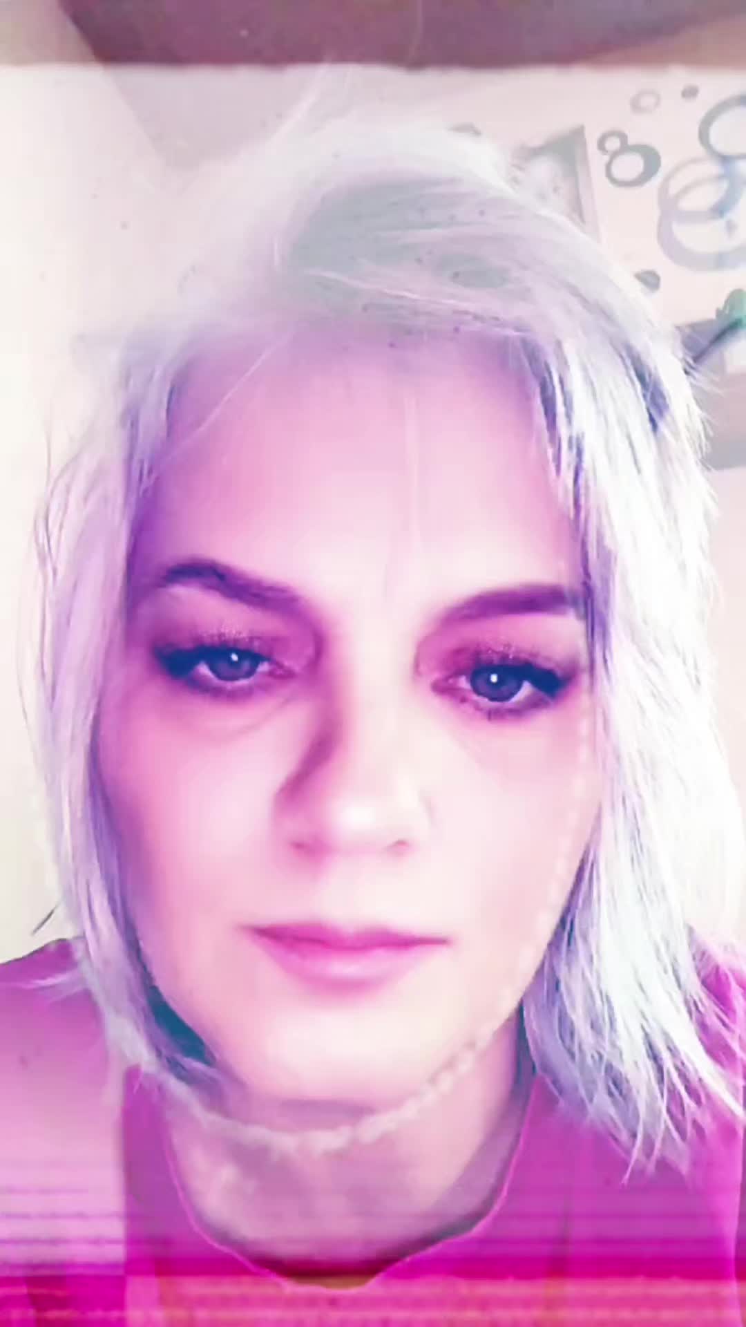 @strutzi