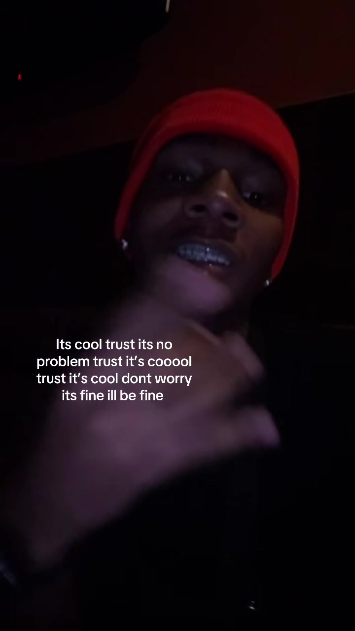 @⃟