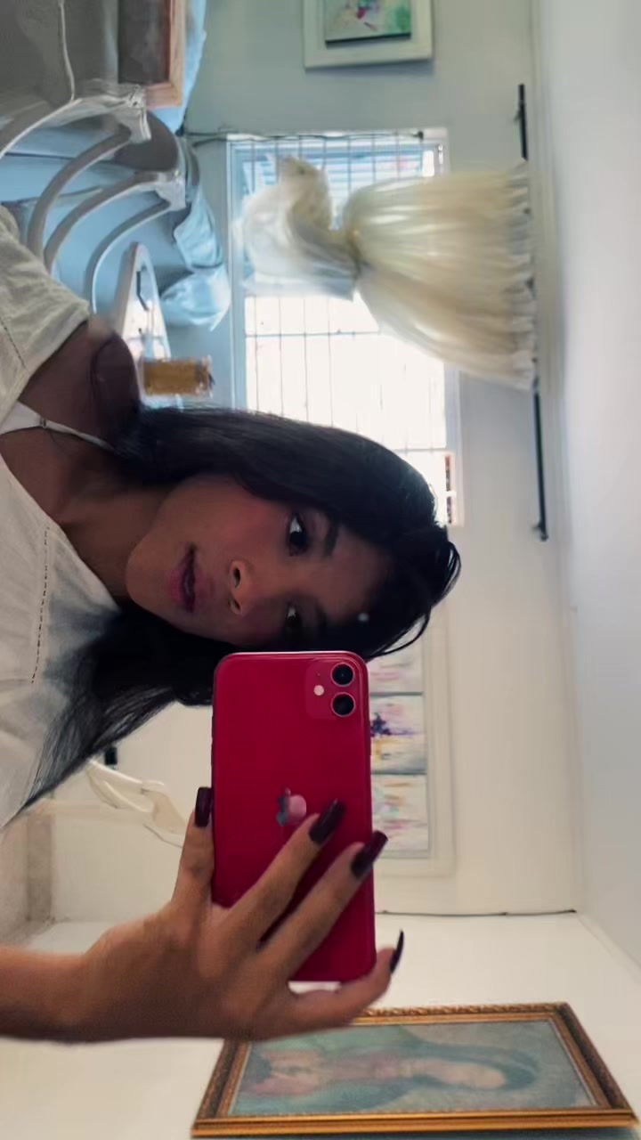 @🦦