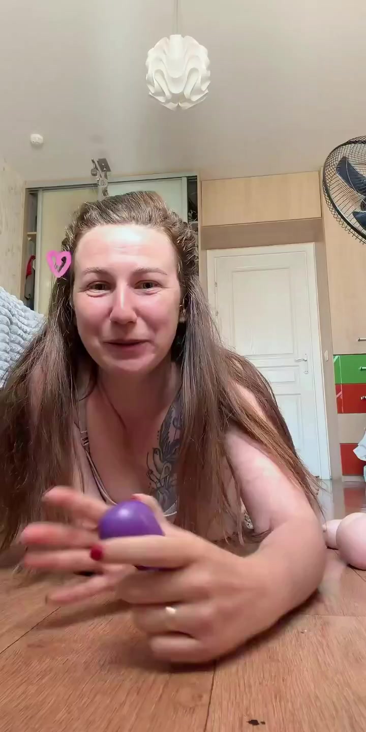 @Elli.tells