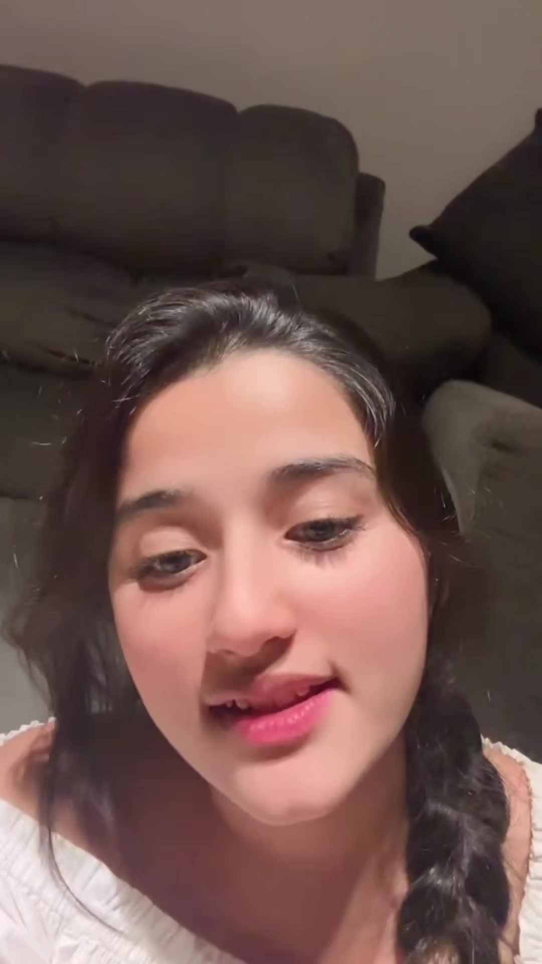 @✨aurra bhatnagar badoni 🧿🤍✨
