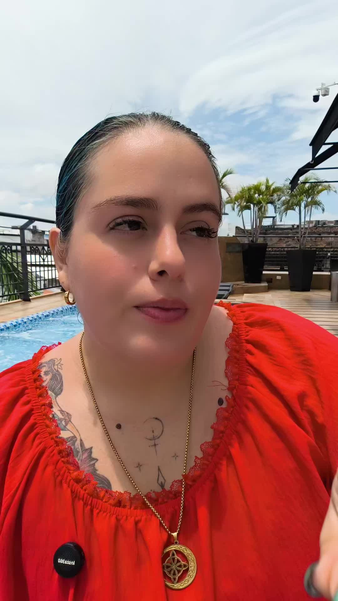 @Elena Benavides