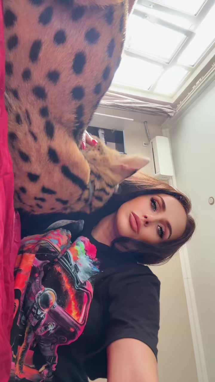 @Иса