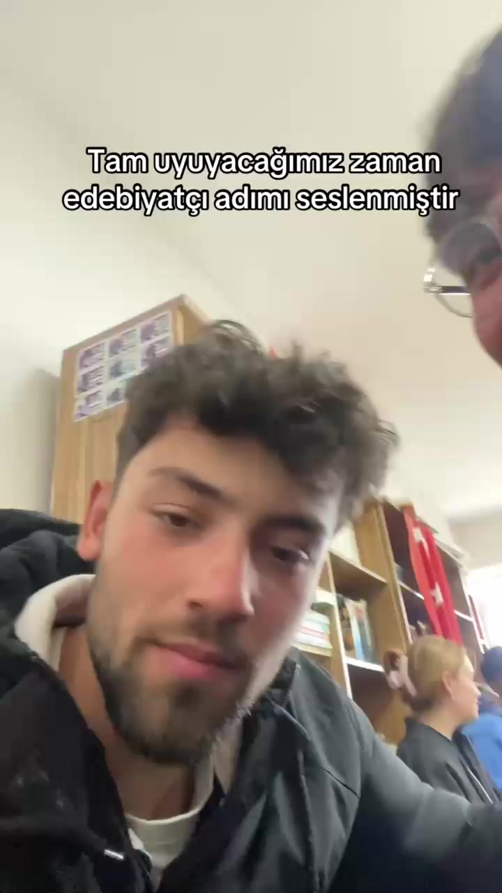 @Ne bakıyon kardeşşş