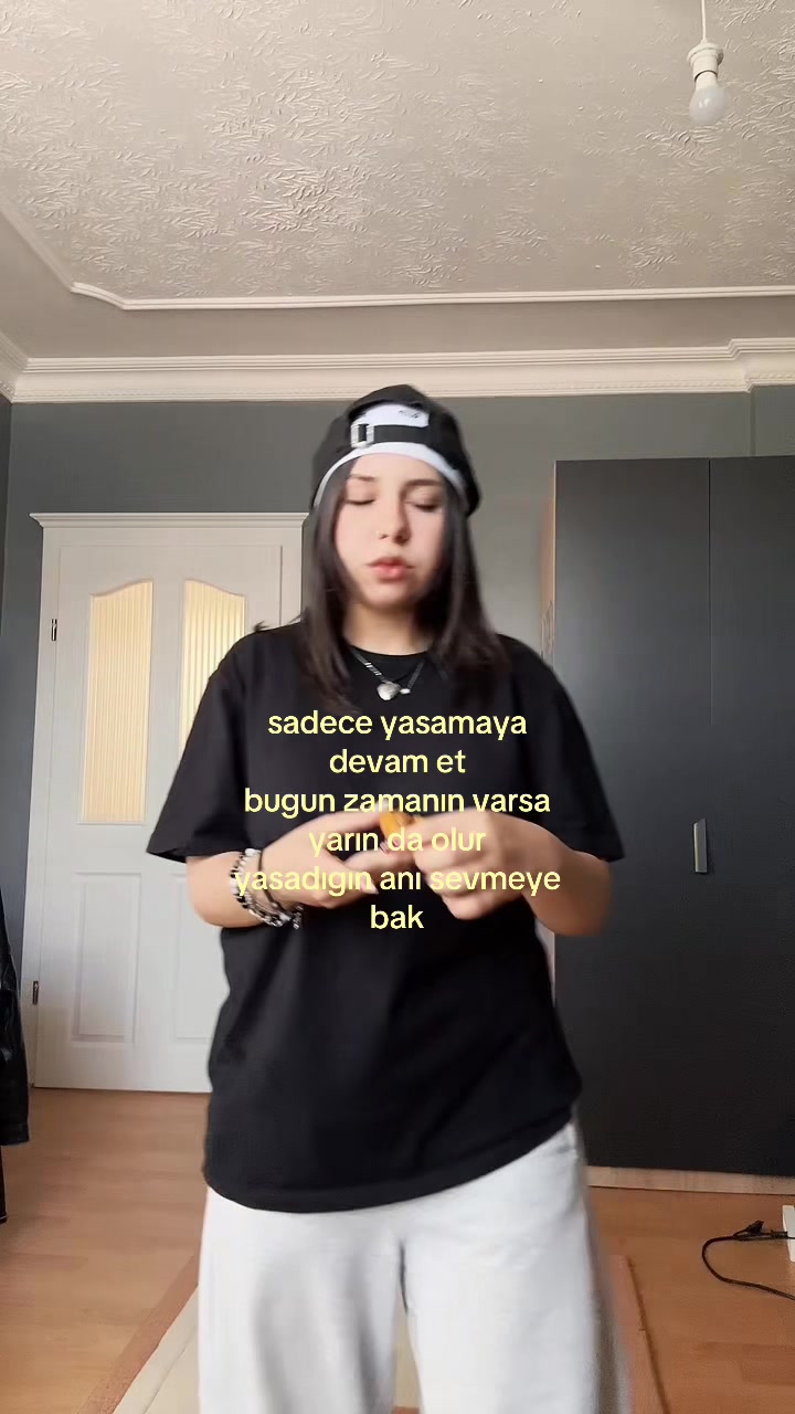 @teengurl