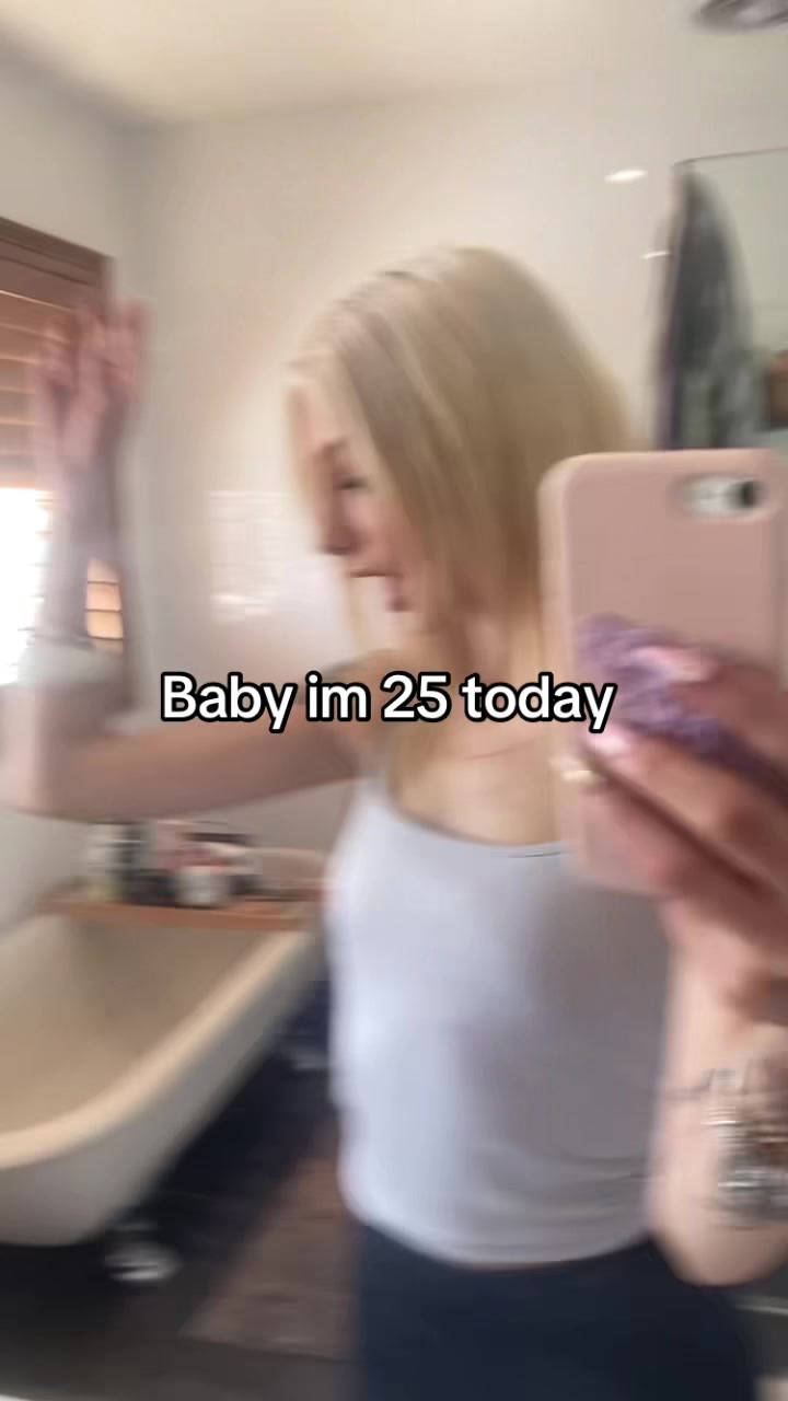 @Blondie ♡