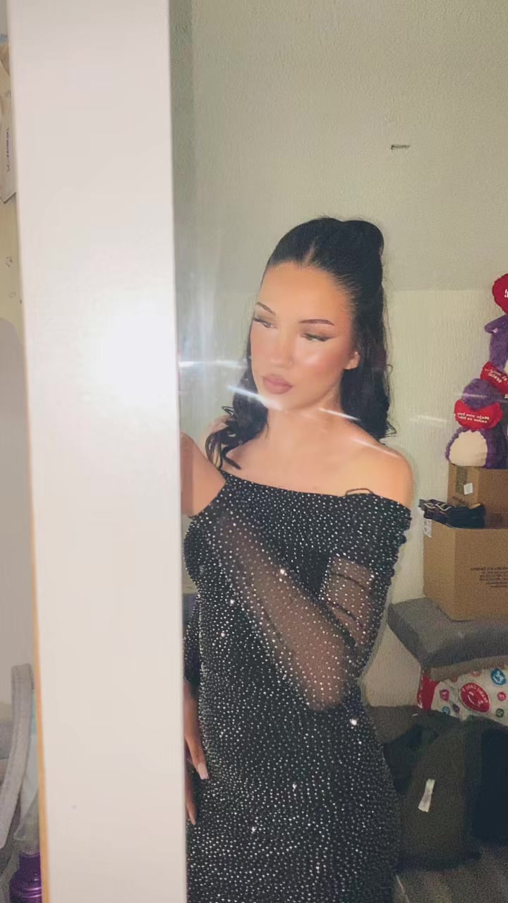 @🦋