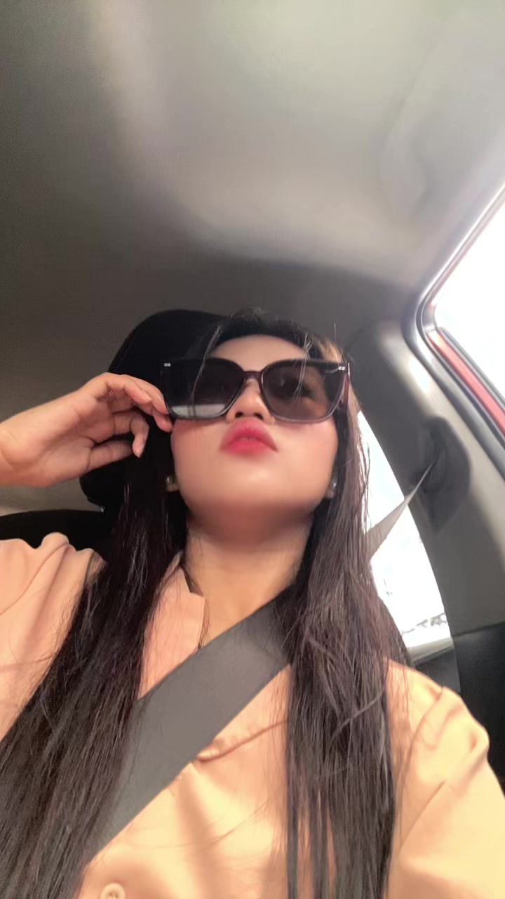 @Meleyah Dee