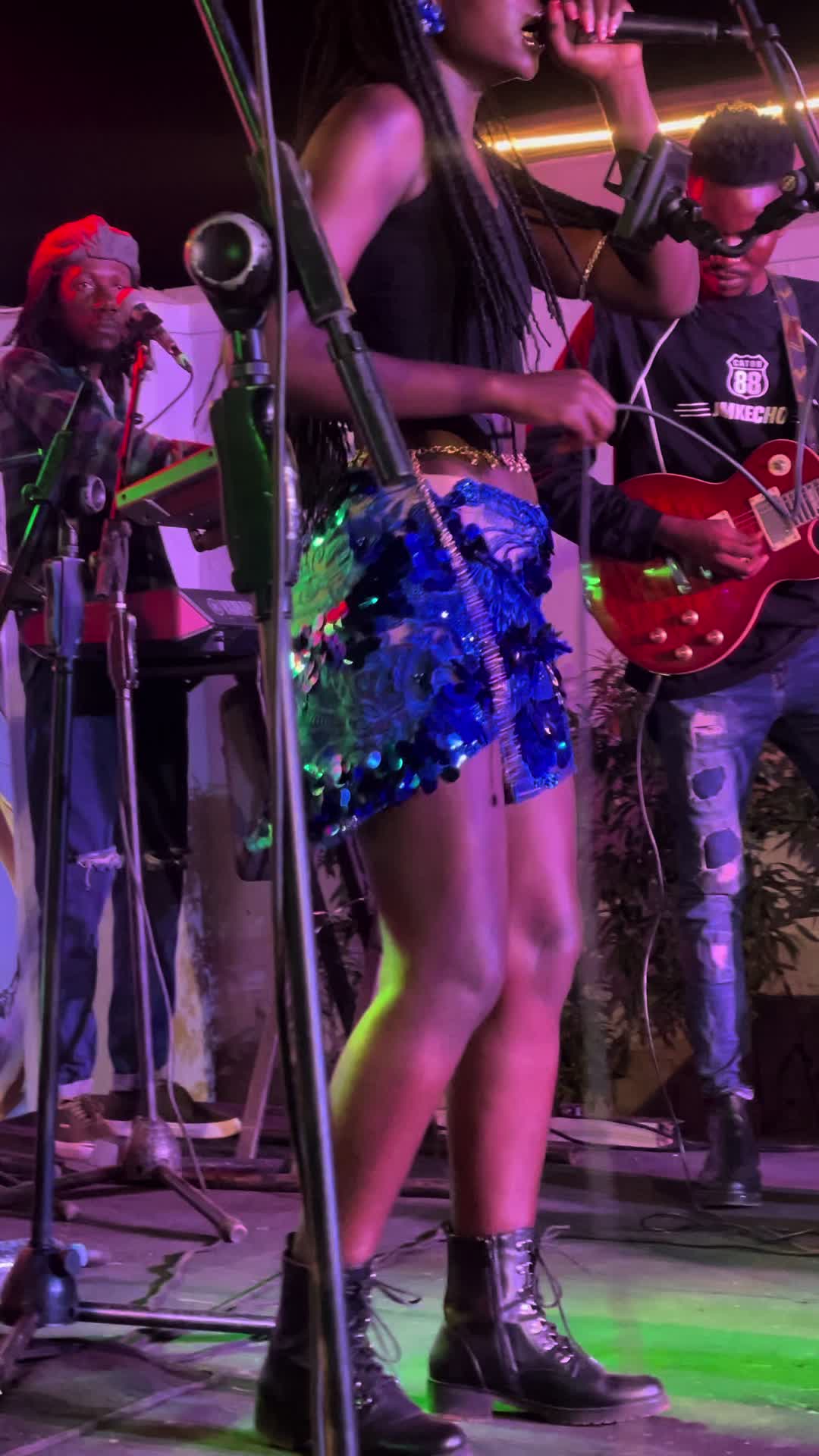 @FLORA ZARO music