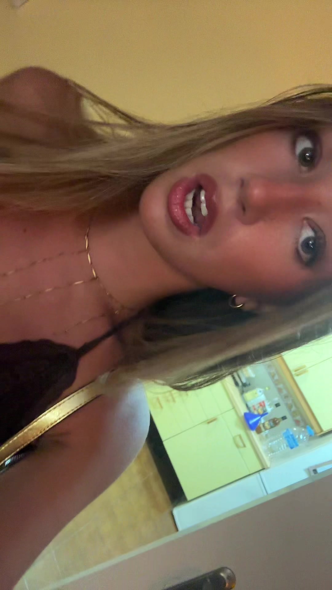 @anitarm_