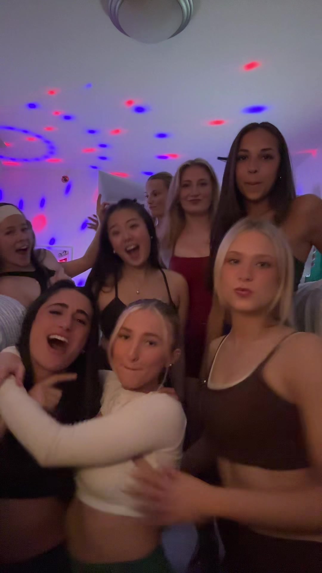 @Anya Pucci