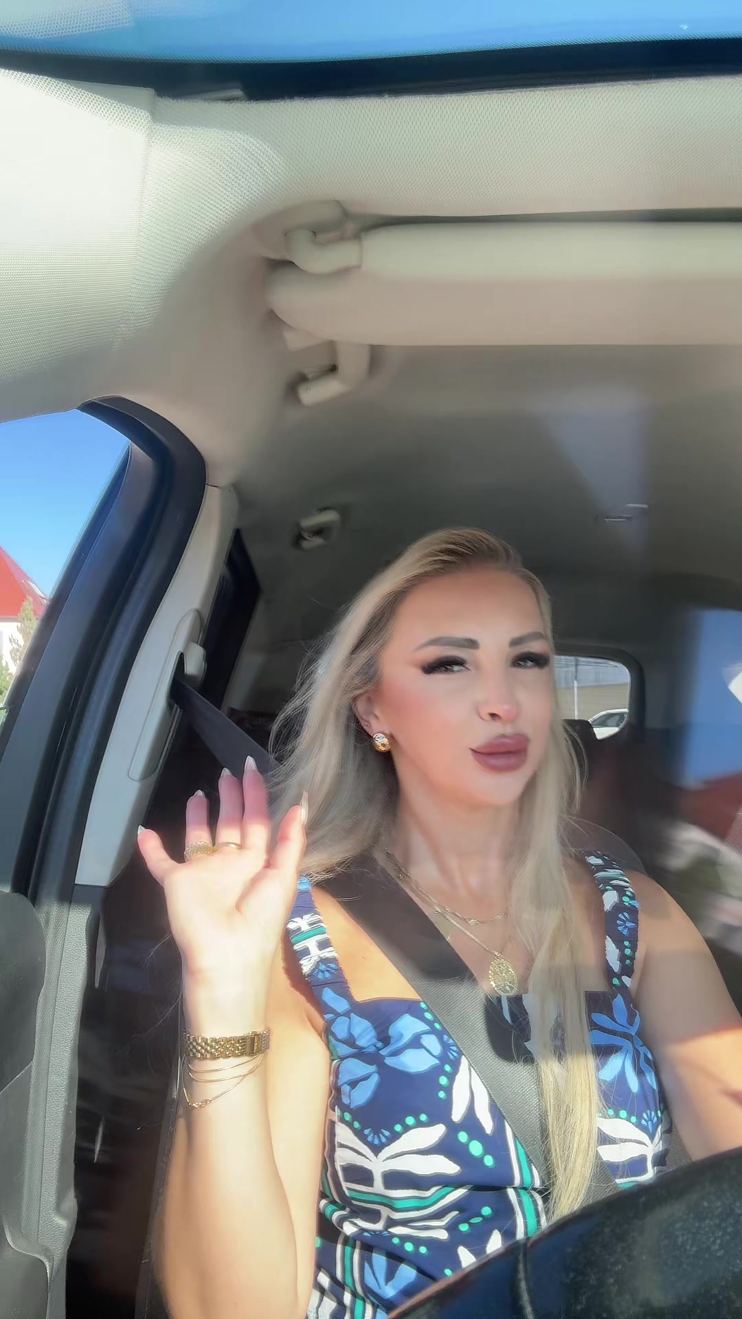 @SimplyChic