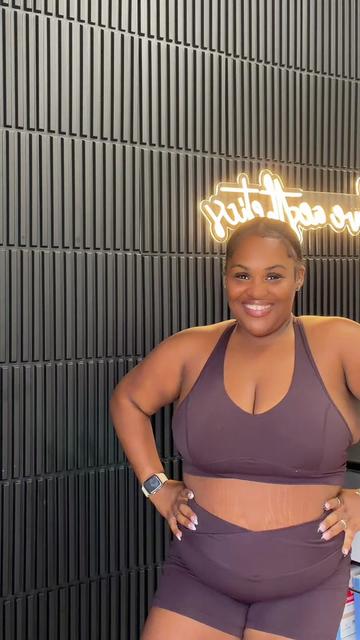 @JAS 🫶🏾 fat, but fit 🐢✨.