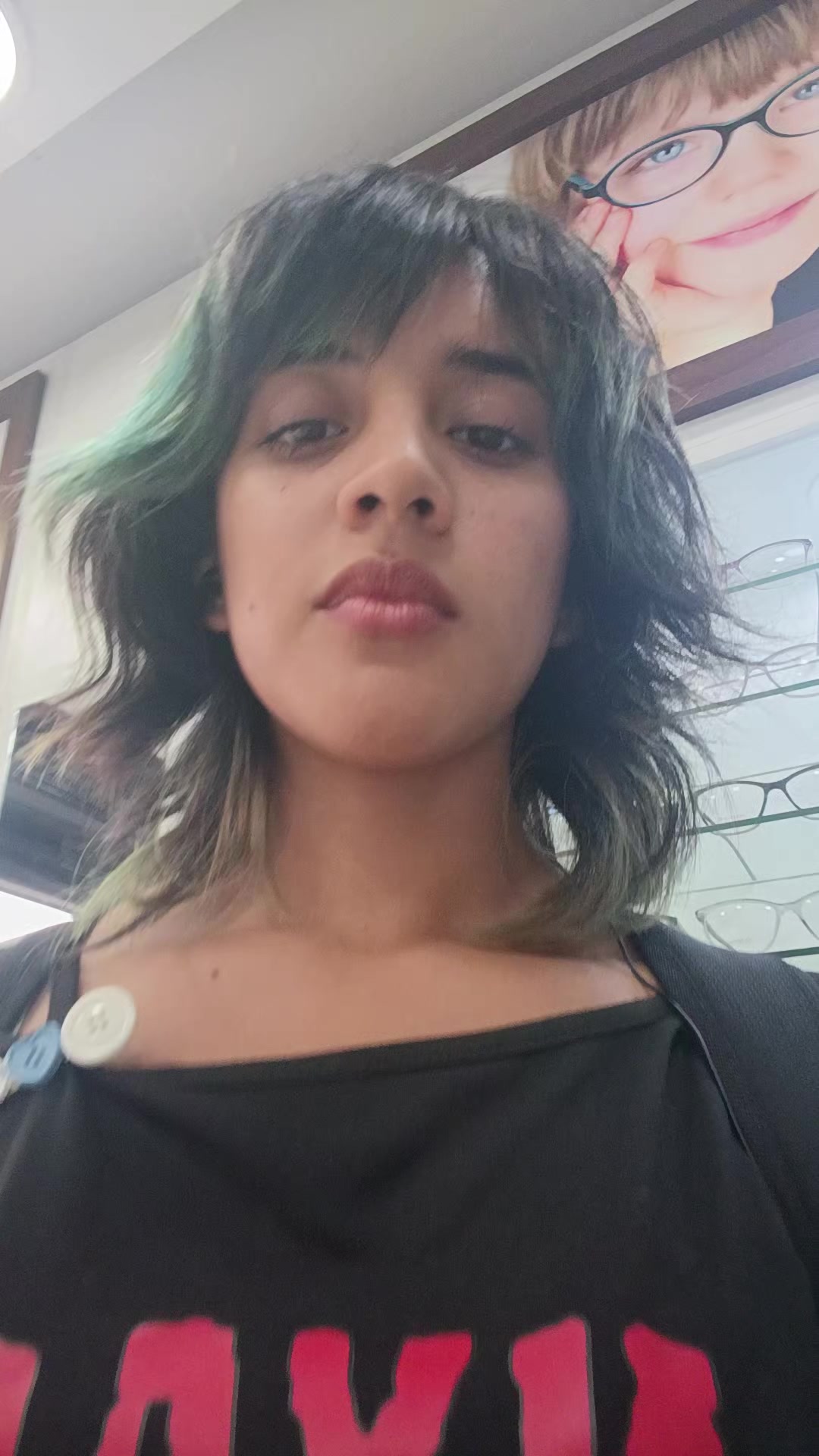 @:3
