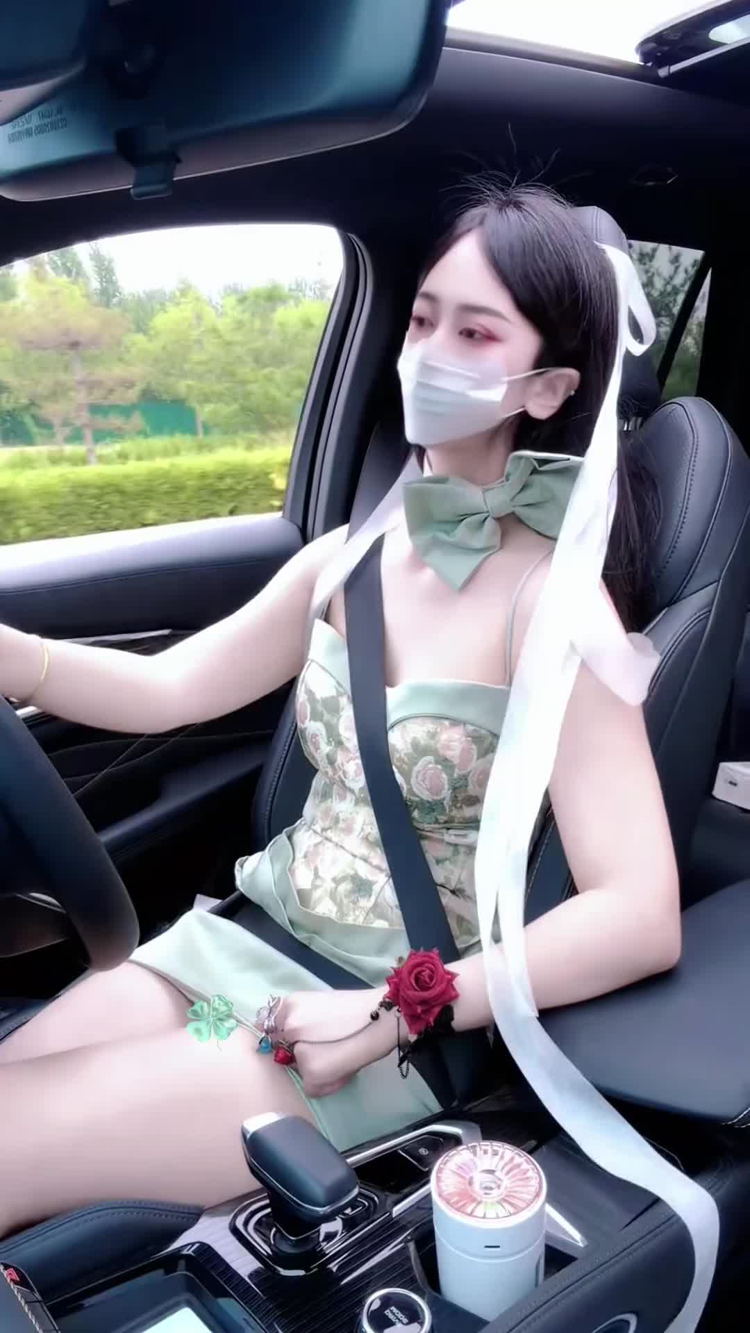@私はここにいます