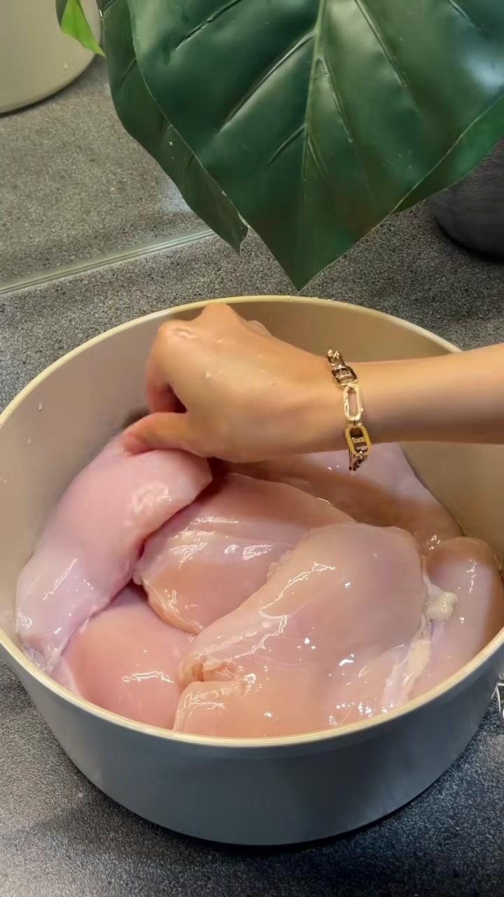 @Tinaputri__