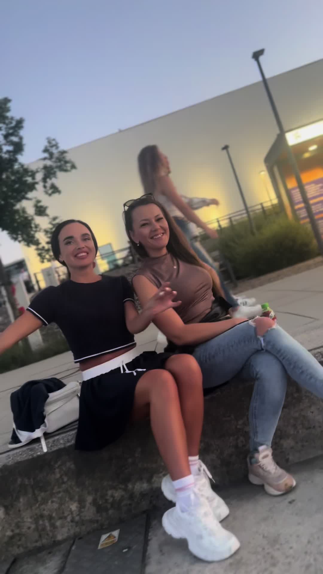 @Valeryia Milaja