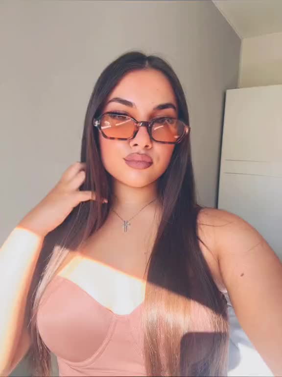 @𝐍𝐈𝐂𝐎𝐋𝐄
