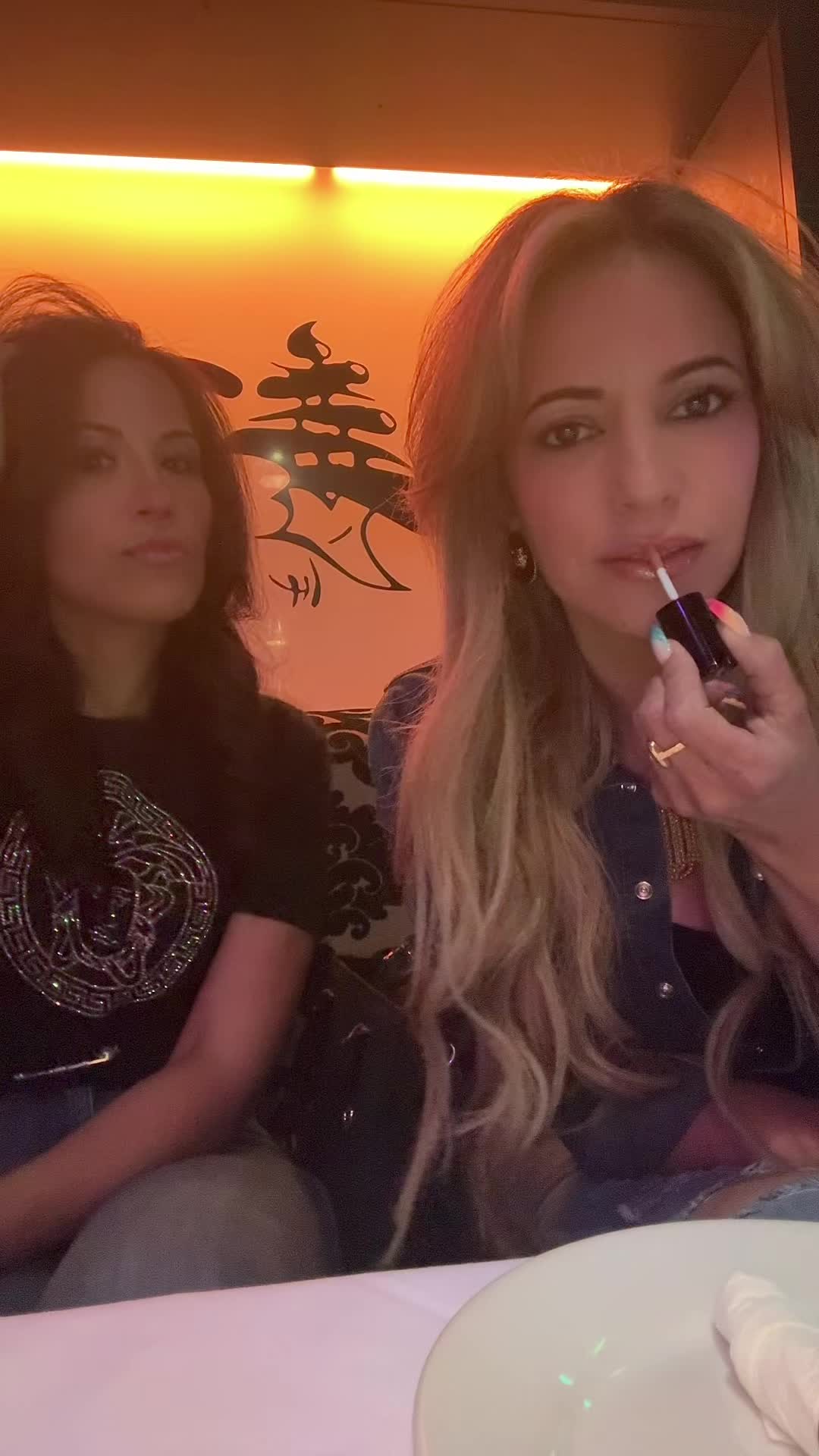 @👑 HK 🦋🧿