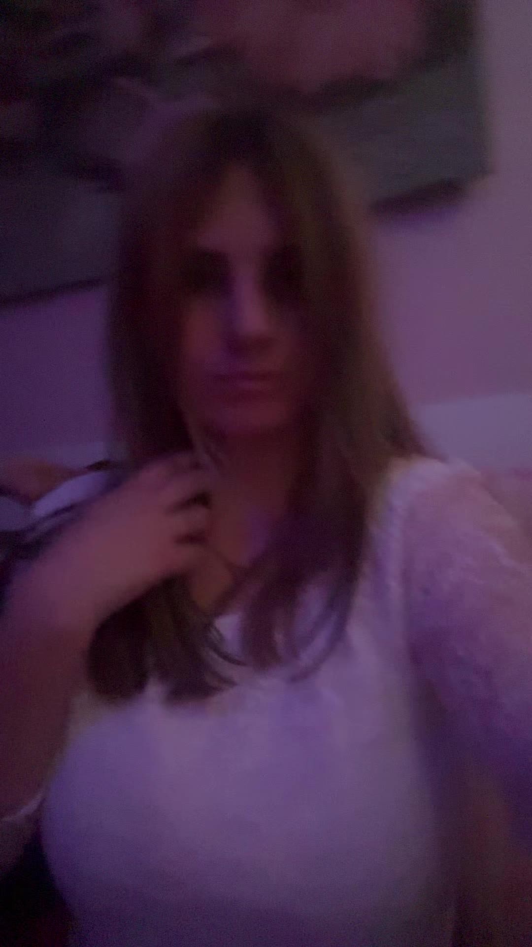 @Emelie