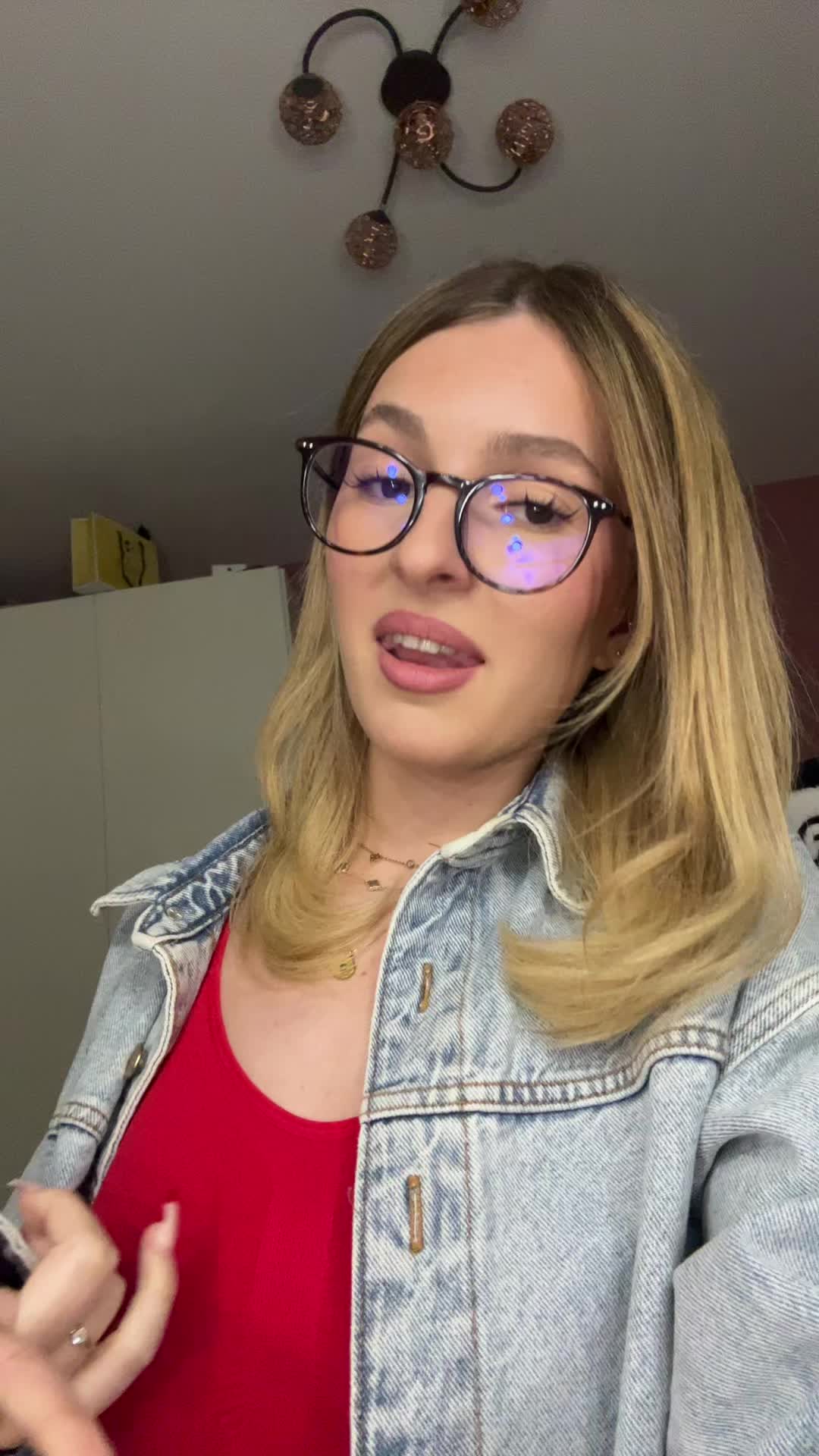 @lauraa💞
