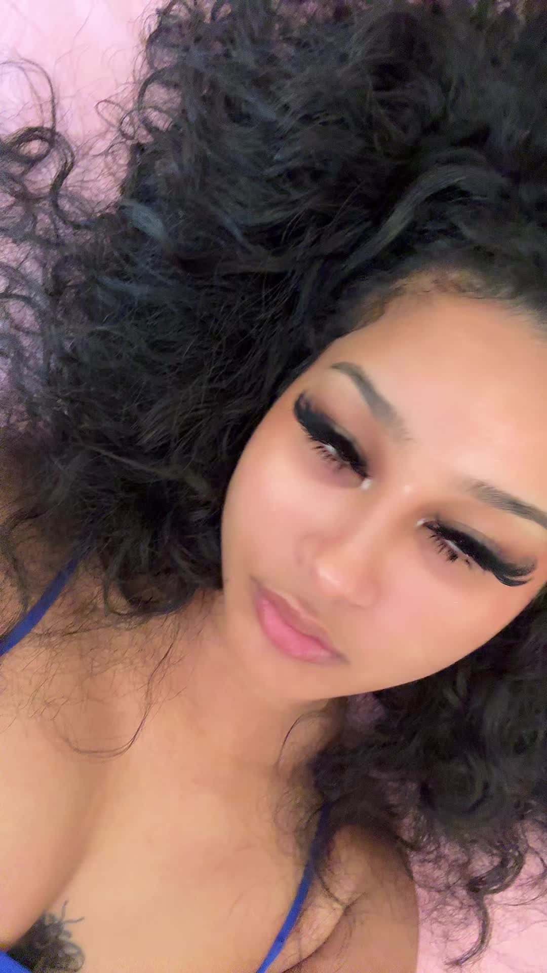 @sexxyassyaya