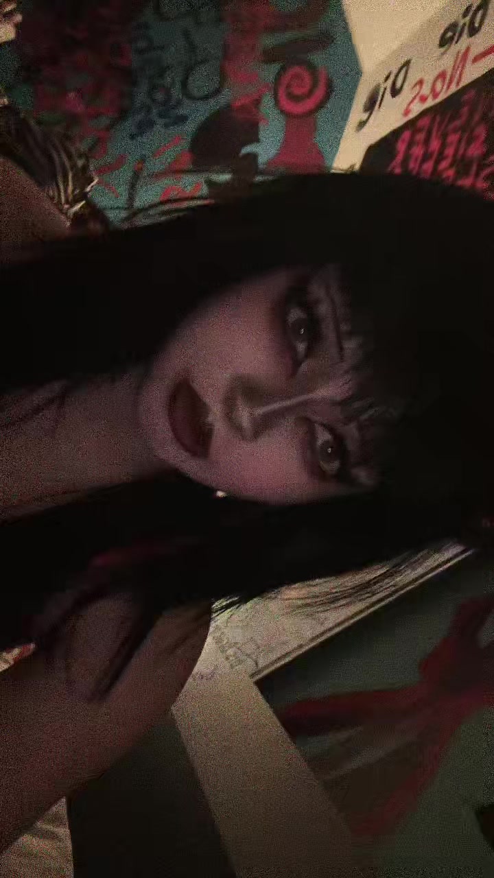@batsbeneathme