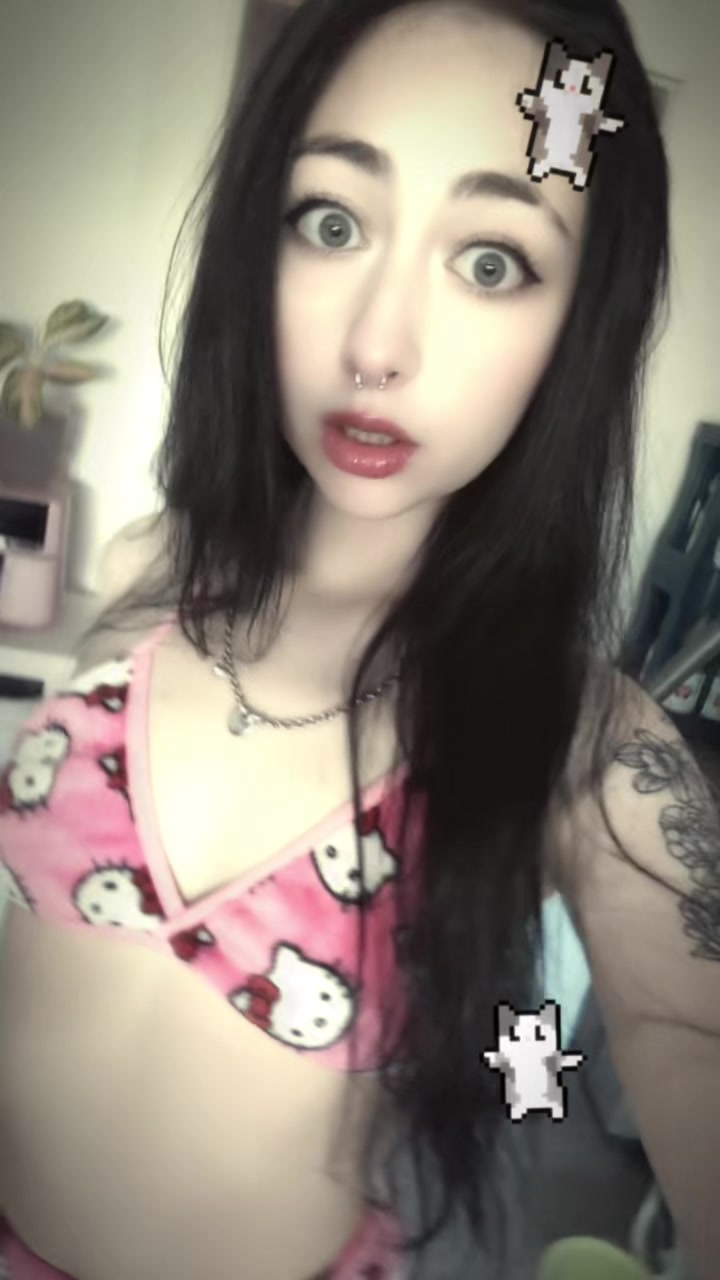 @Juli 🦇