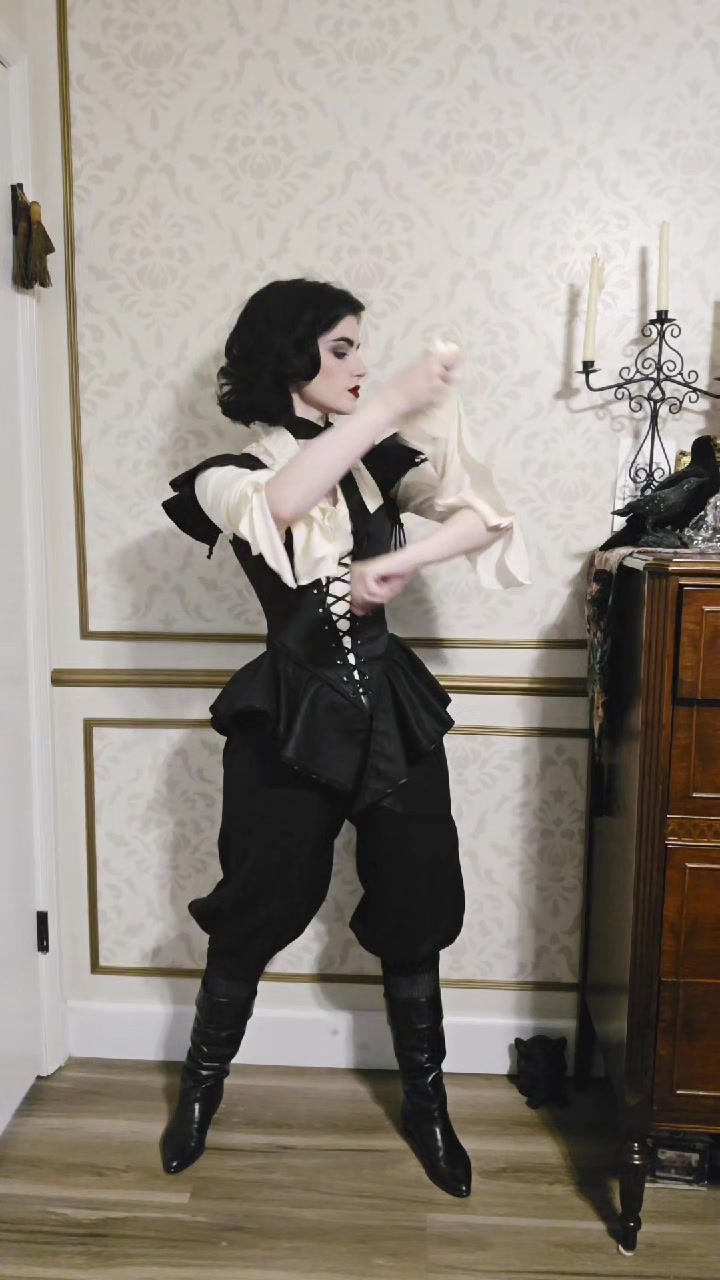 @maudlinoddity