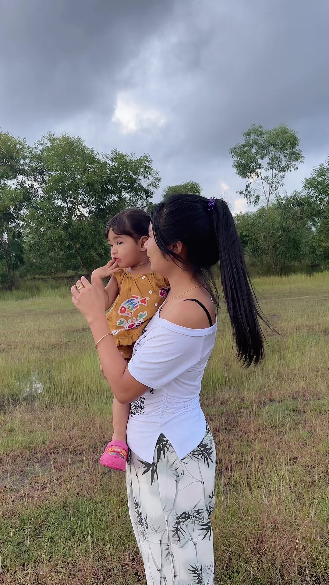 @Sandar Kyaw🦋