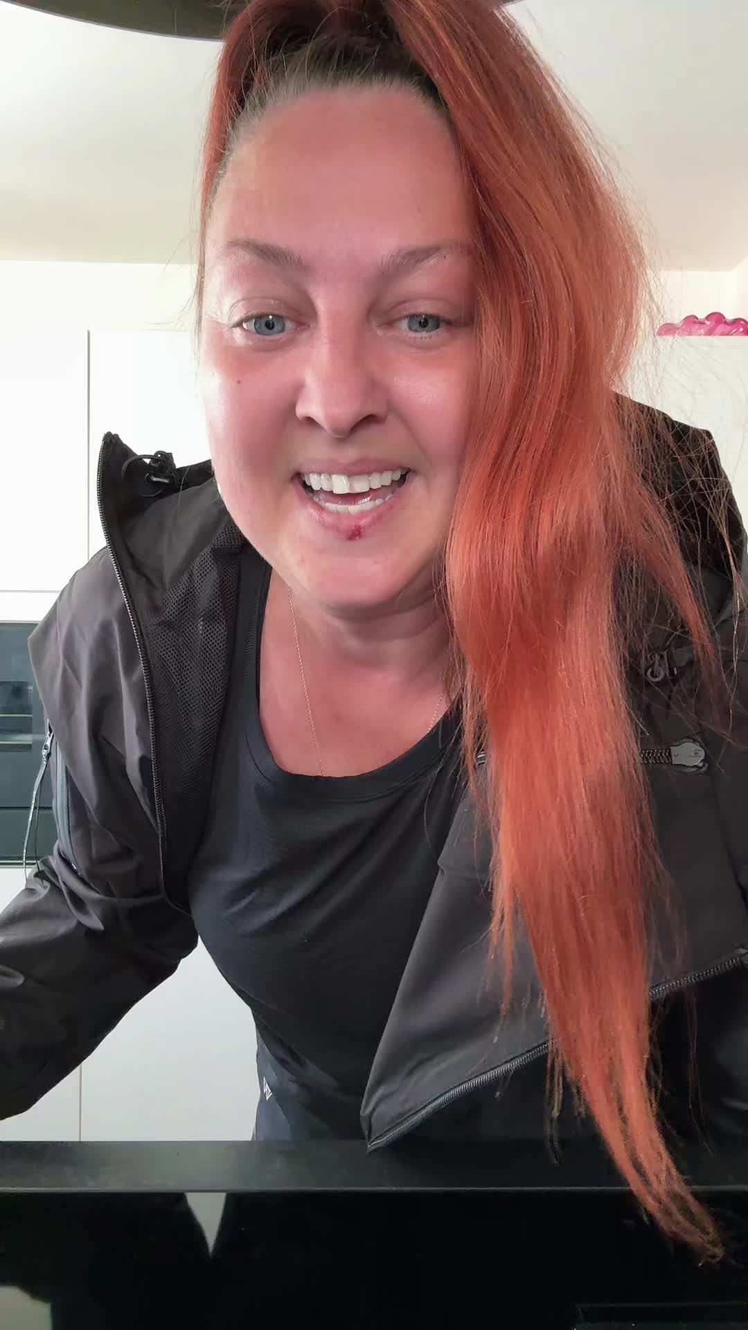 @Lanya&ensp;Aliens&ensp;43J&ensp;🥰