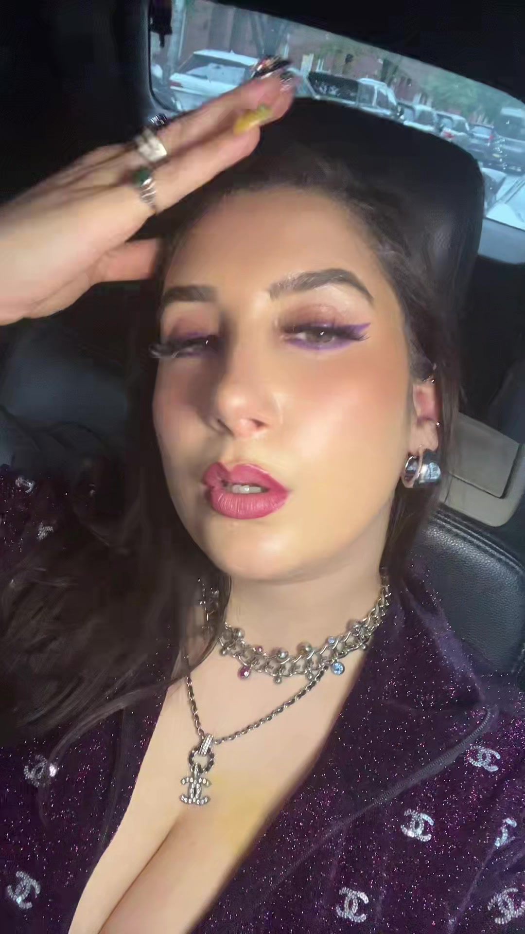 @Beatrix