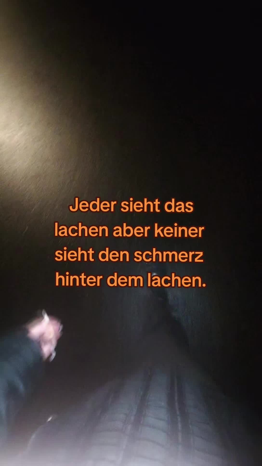 @Julie._.222🇩🇪🦅