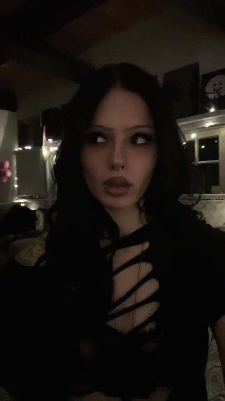 @julia