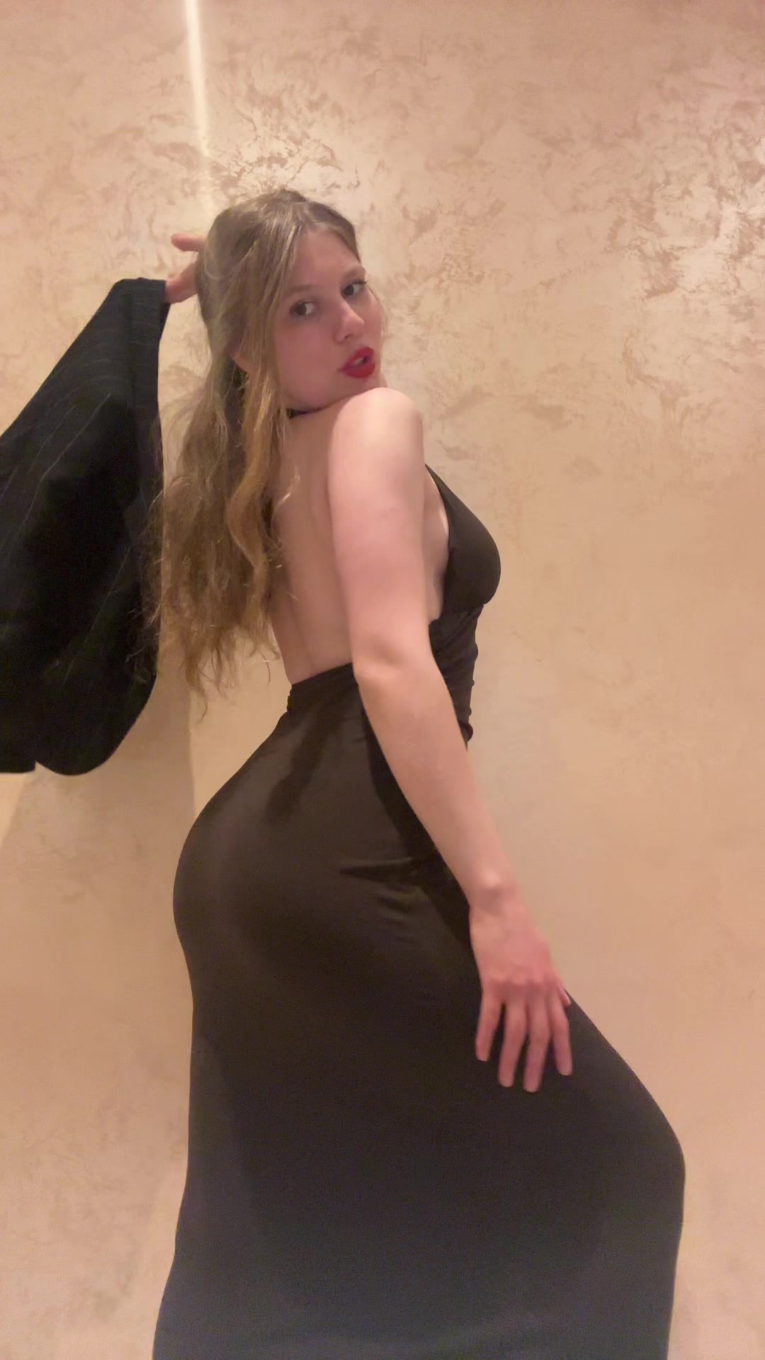 @missamyblonde