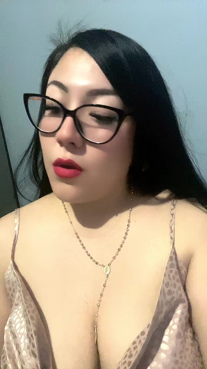 @Nataly Escalante👑