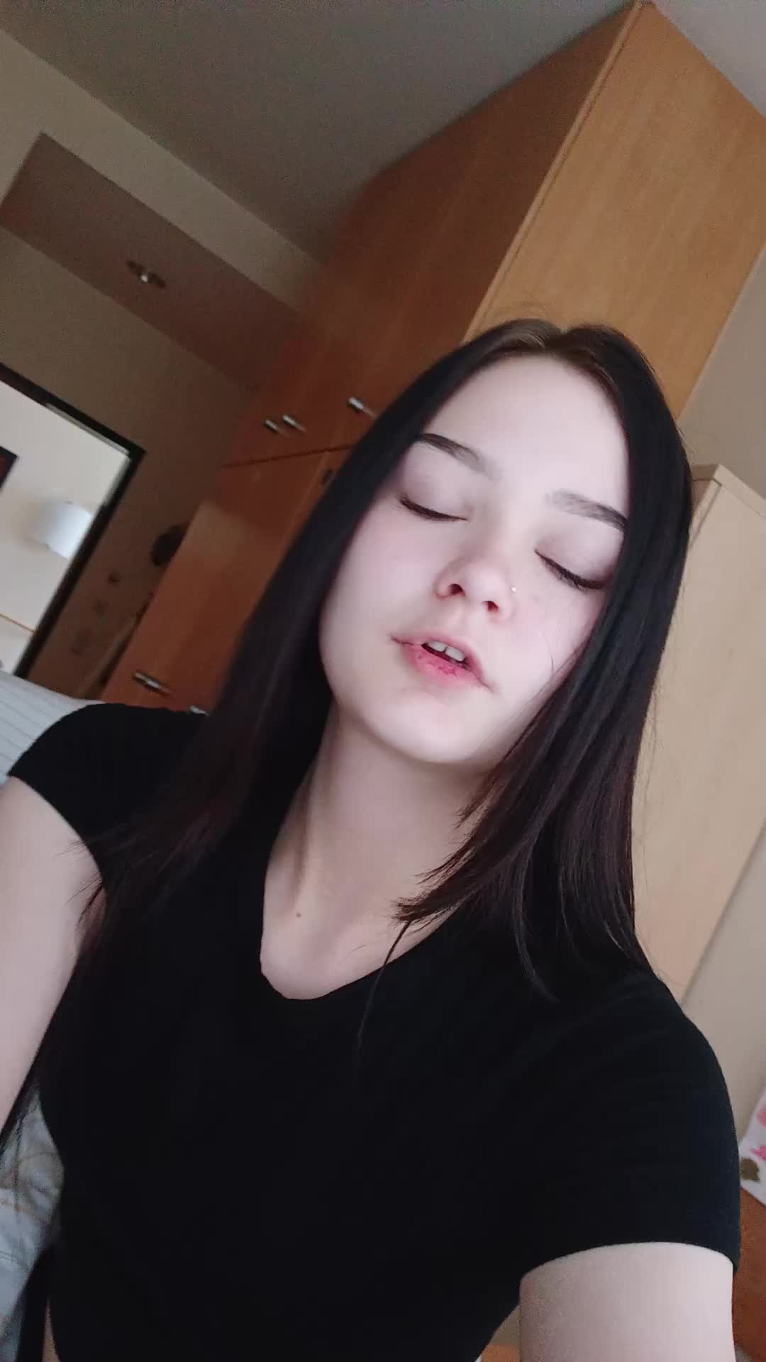 @Lena
