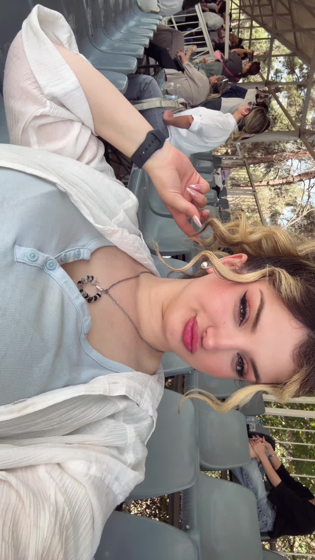 @Anahitaque