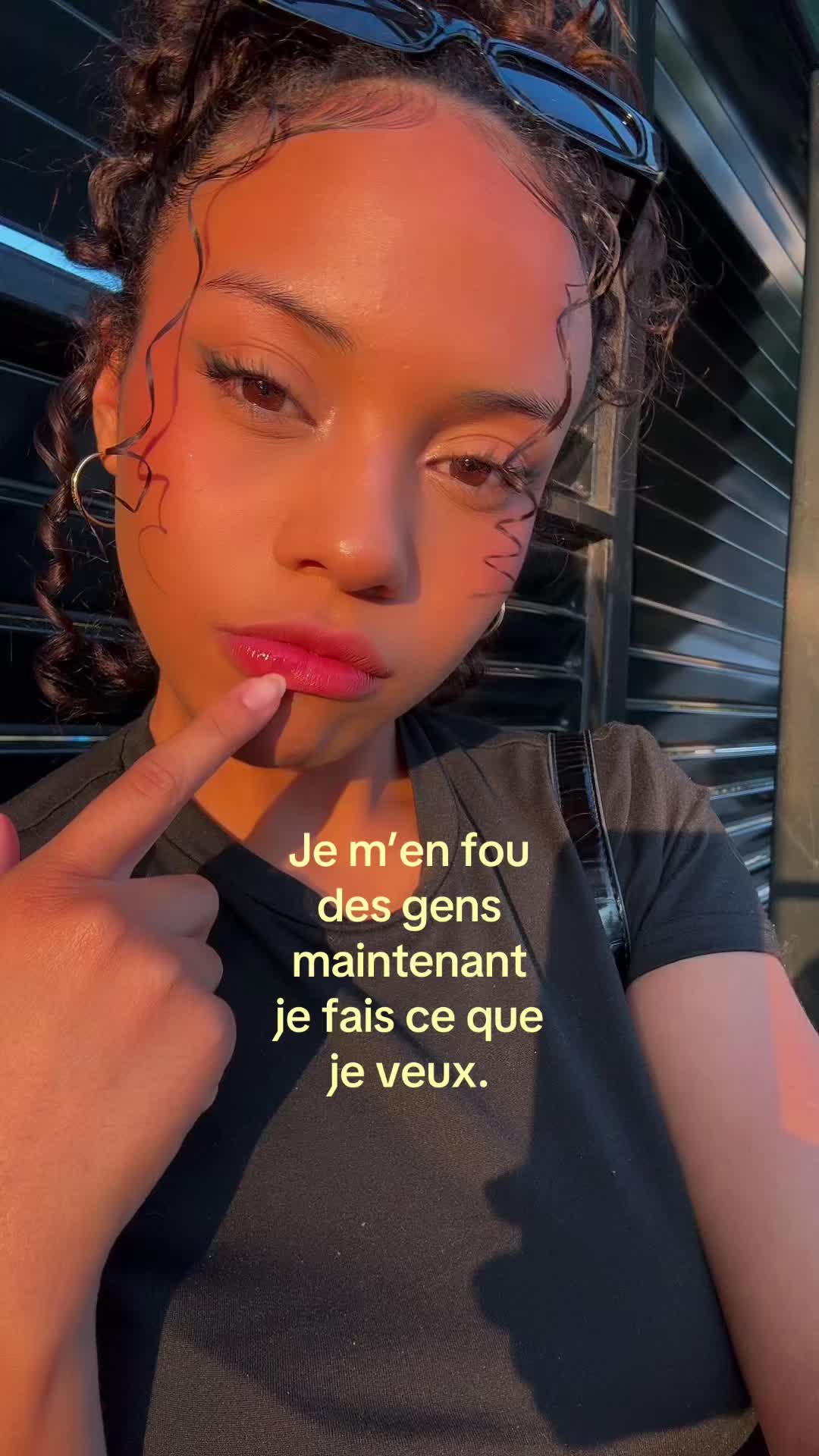 @ℳ𝒶ℯ̈𝓁ℯℯ𝓃 🌺
