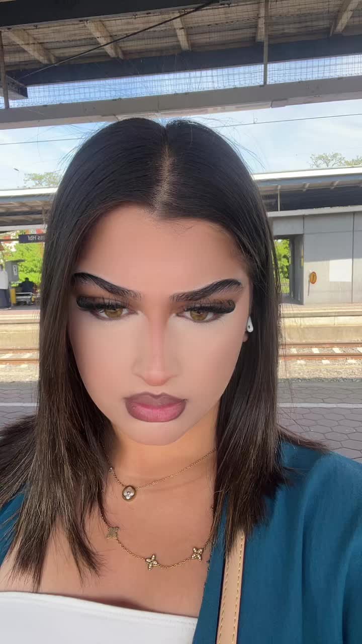 @Hasiba💋