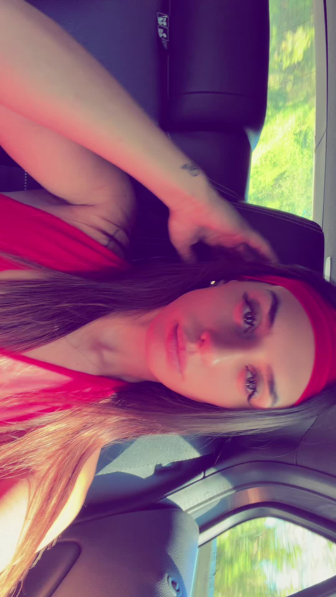 @𝓢𝓪𝓻𝓪