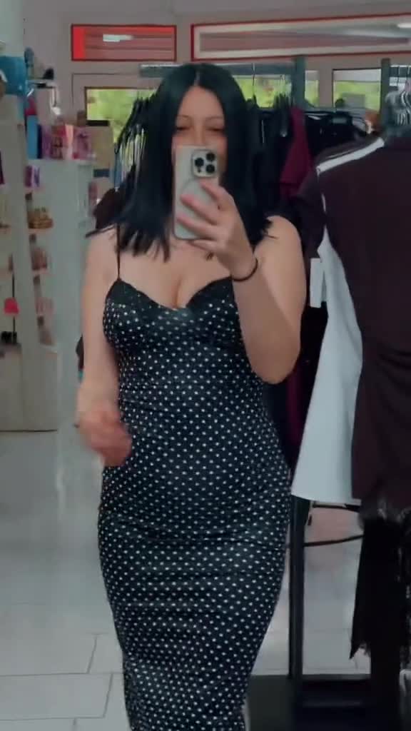 @Laura Costanzo