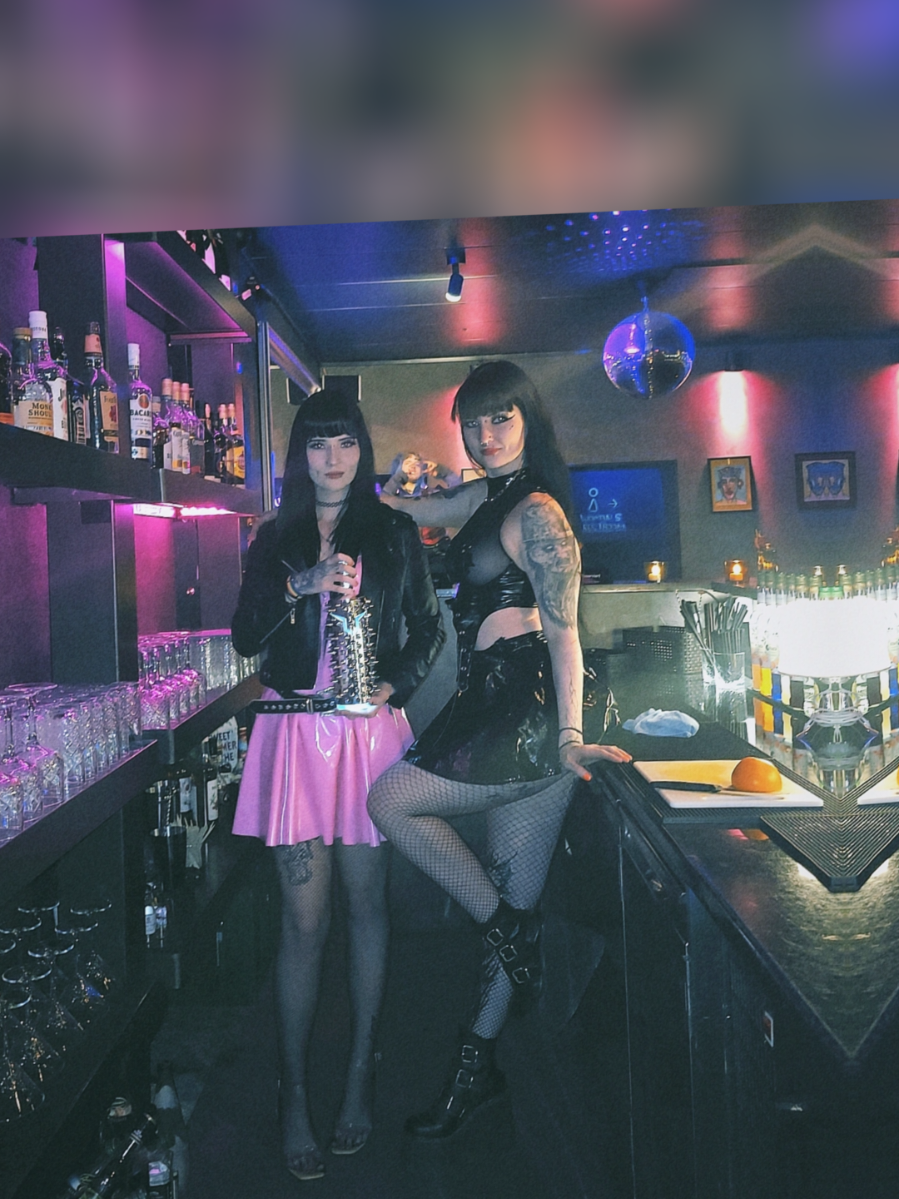 @Scene.twins